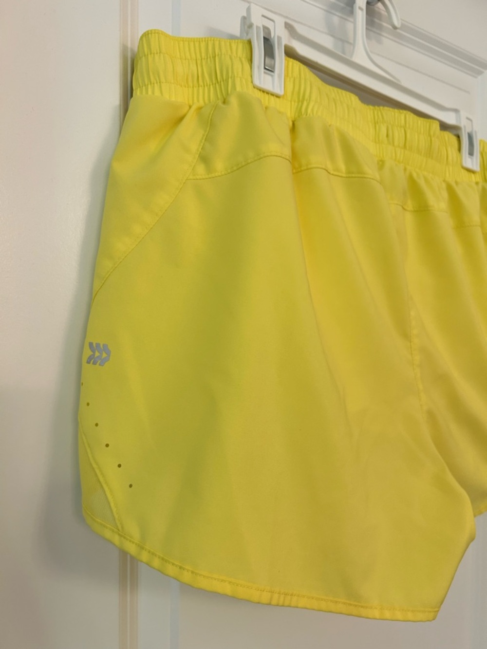 All In Motion Yellow Athletic Running Shorts Women’s XL - Picture 4 of 6